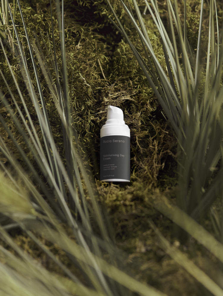 Moisturising Day Cream in elegant jar – daily hydrating face cream by Rocio Sereno