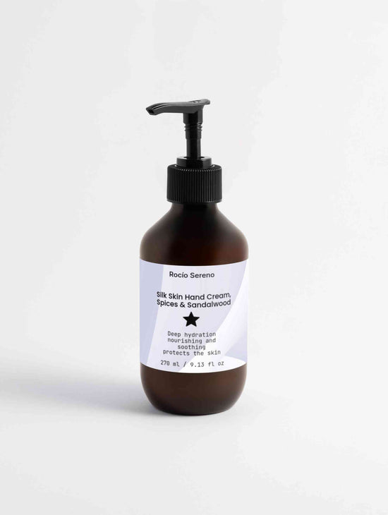 Silk Skin Hand Cream, Spices & Sandalwood – roku krēms mitrināšanai un ādas aizsardzībai ar kakao sviestu un augu ekstraktiem