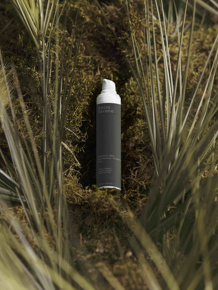 Collagen Anti-Age Night Cream: Collagen Anti-Age Night Cream for firm, hydrated skin, 100% vegan, dermatologically tested Vitamin C Serum: Vitamin C Serum to brighten and revitalize skin, vegan and dermatologically tested Nourish and Volumize Shampoo: Nou