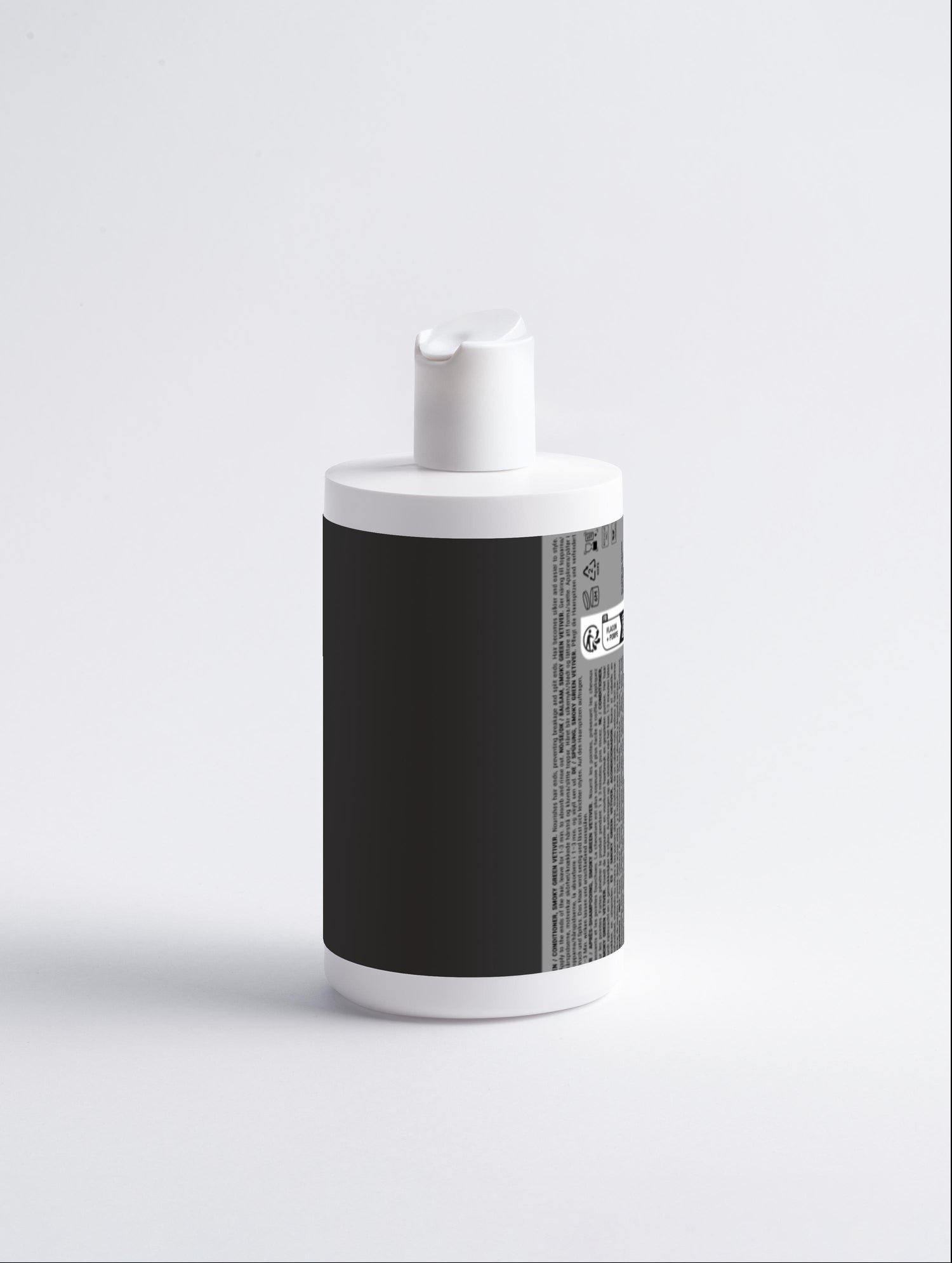 Gloss Conditioner bottle view with creamy texture| Rocio Sereno