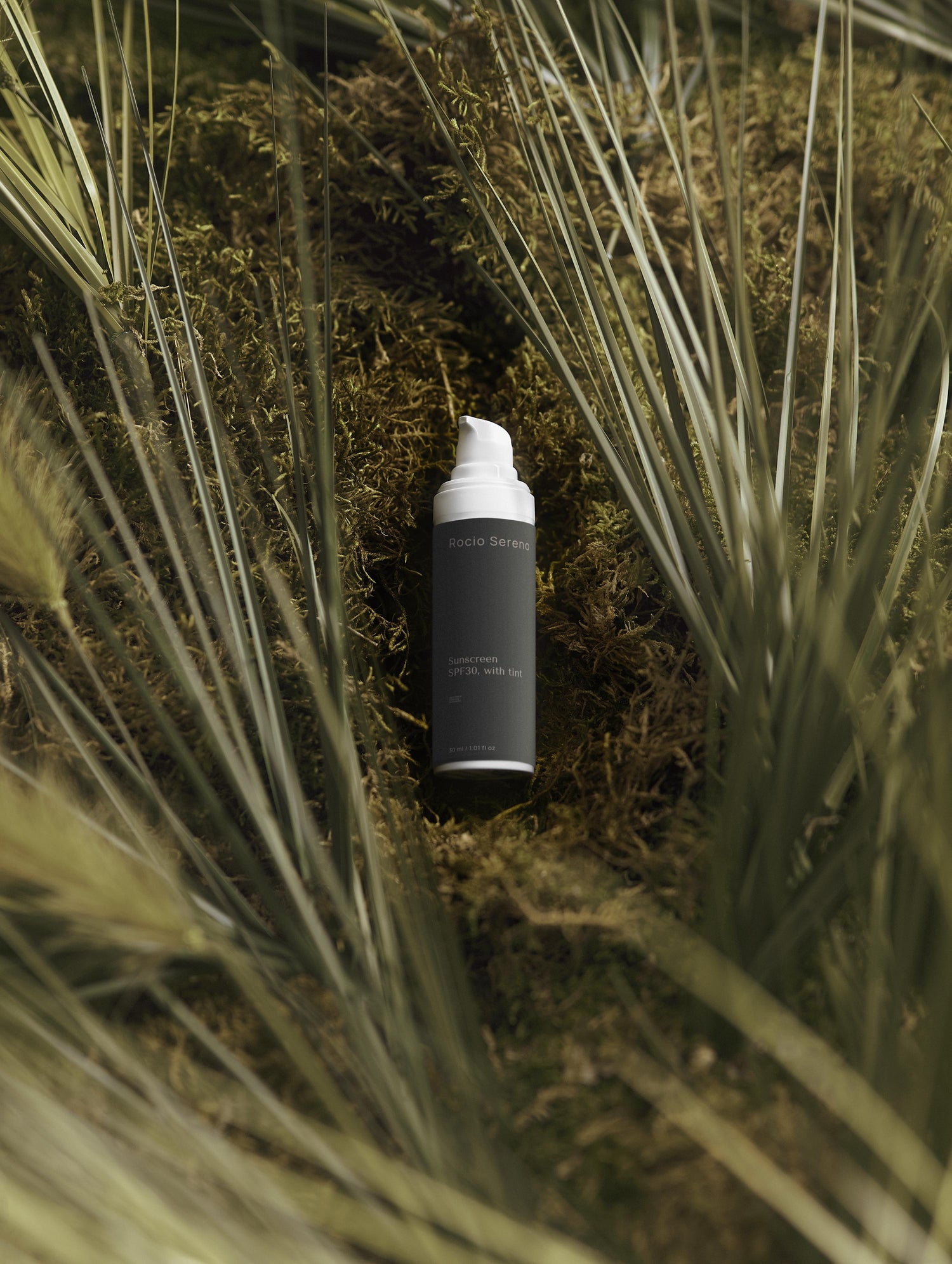 Vegan tinted sunscreen SPF30 for face – UVA/UVB protection with tint