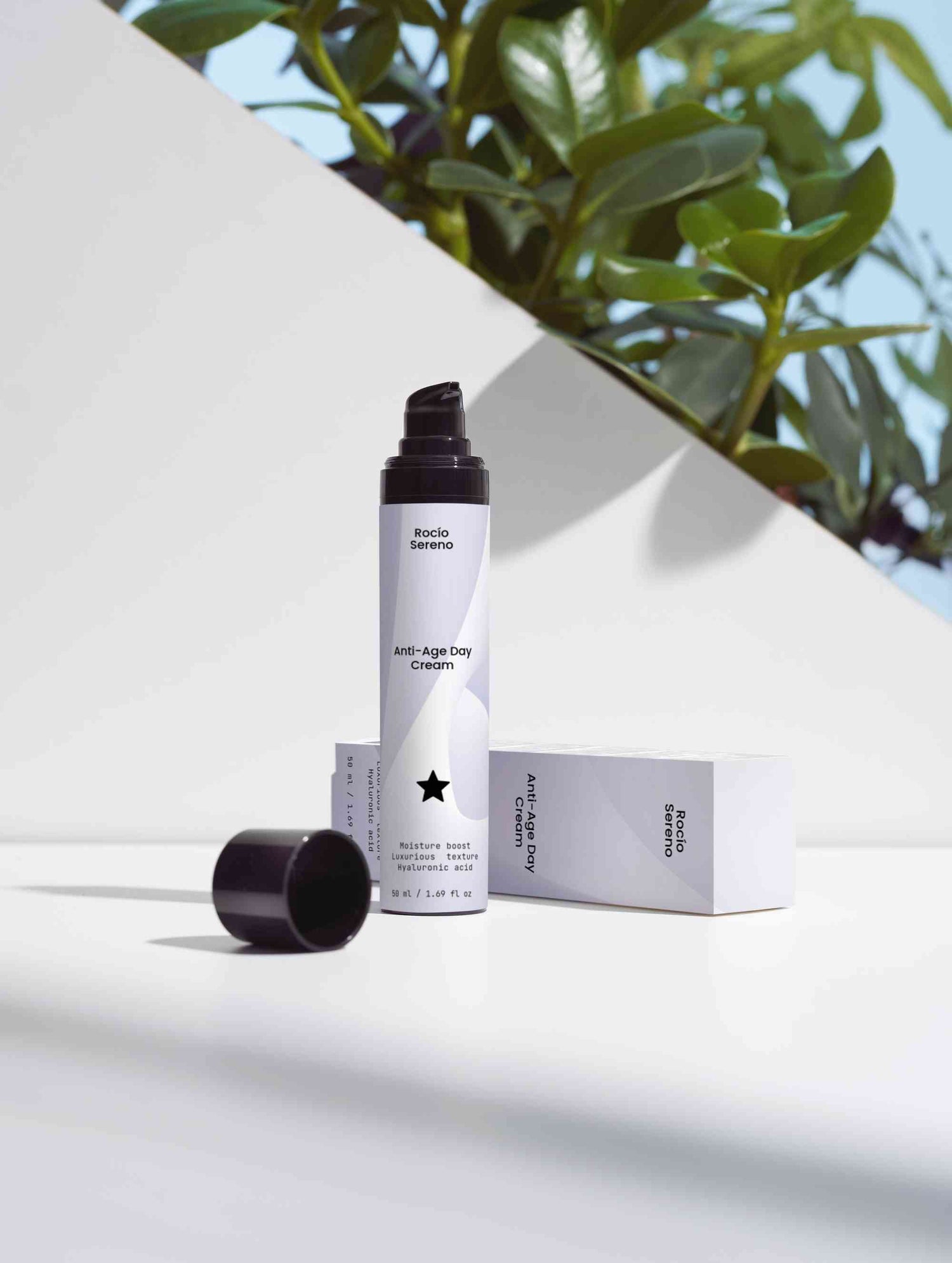 Anti-Age Day Cream with marine active, hyaluronic acid, and luxurious moisturising texture