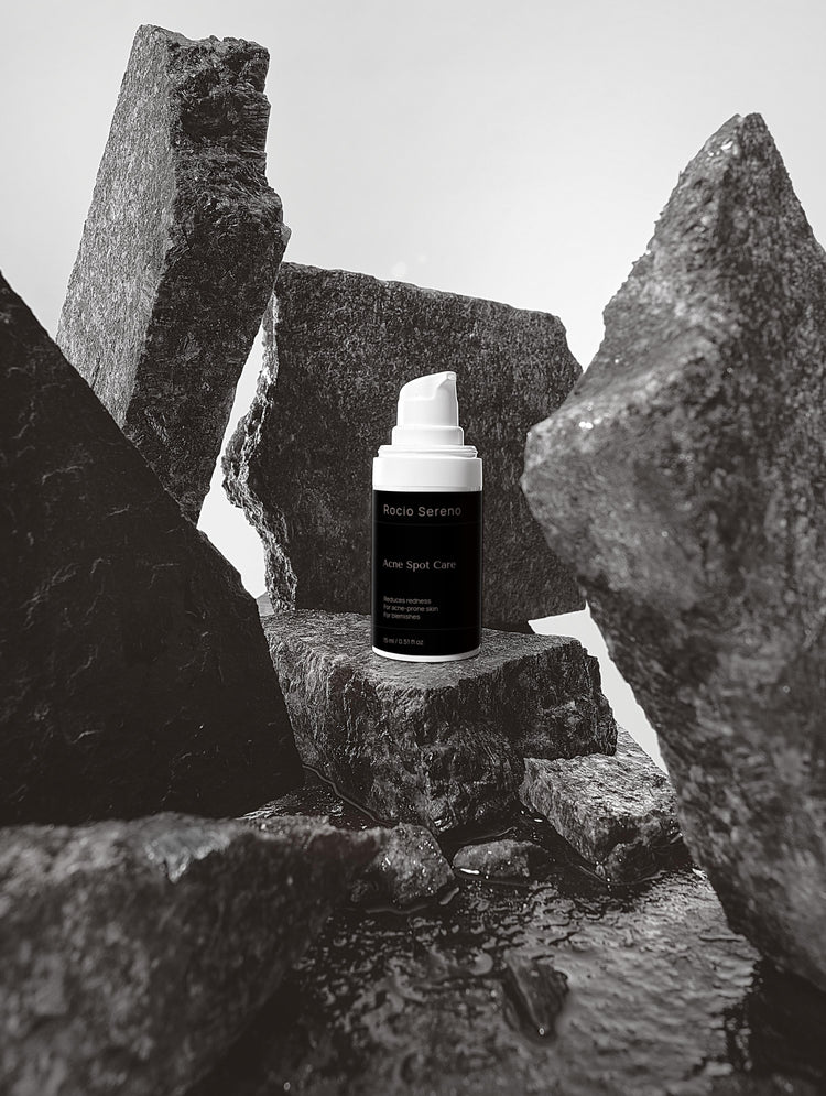Acne Spot Care packaging and product – vegan blemish treatment by Rocio Sereno