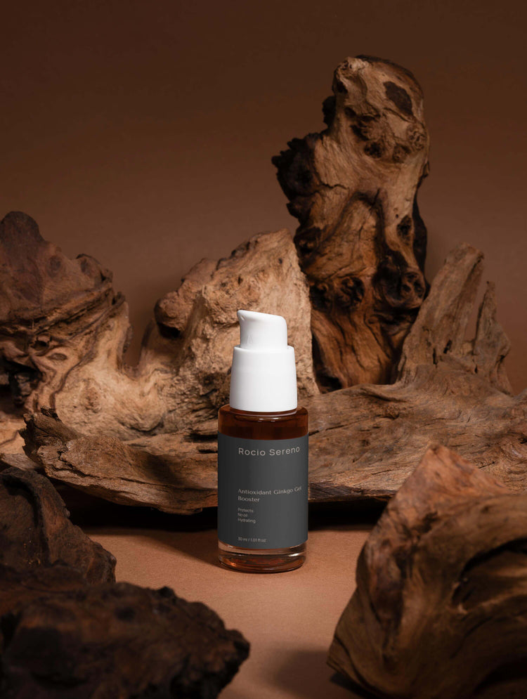 Collagen Anti-Age Night Cream: Collagen Anti-Age Night Cream for firm, hydrated skin, 100% vegan, dermatologically tested Vitamin C Serum: Vitamin C Serum to brighten and revitalize skin, vegan and dermatologically tested Nourish and Volumize Shampoo: Nou