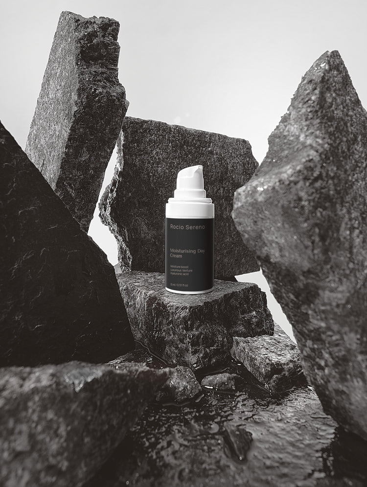 Moisturising Day Cream in elegant jar – daily hydrating face cream by Rocio Sereno