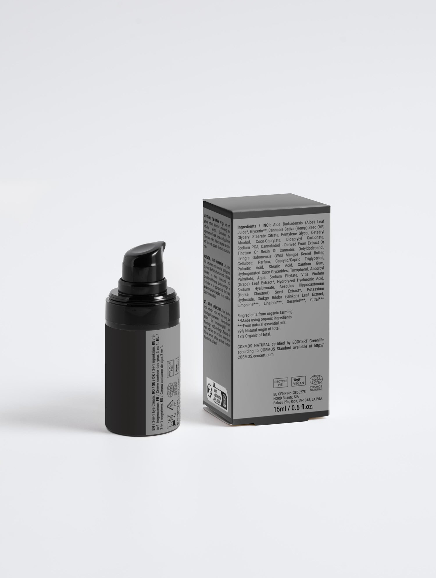 3-in-1 Eye Cream for Men texture – lightweight formula for refreshed eyes